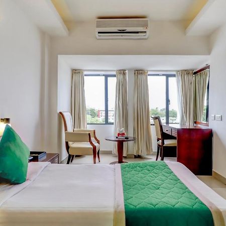Hotel Luciya Kochi Εξωτερικό φωτογραφία