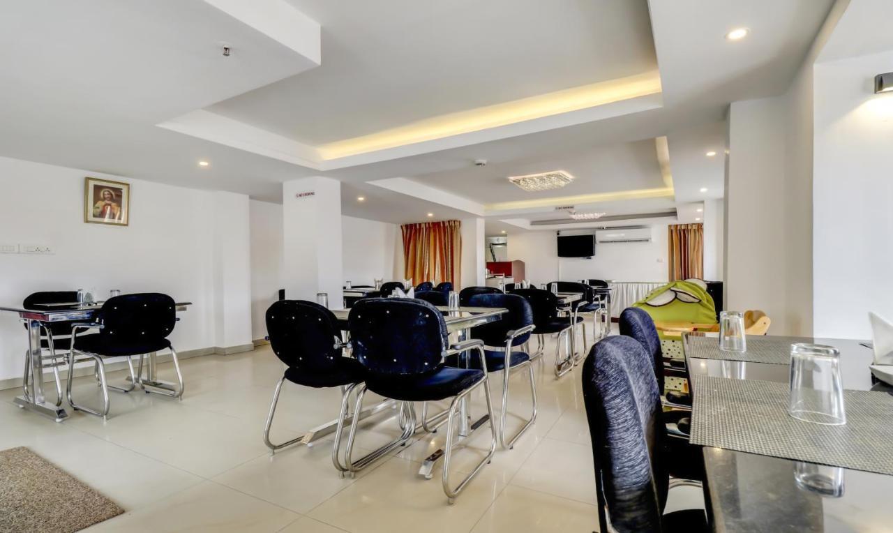 Hotel Luciya Kochi Εξωτερικό φωτογραφία