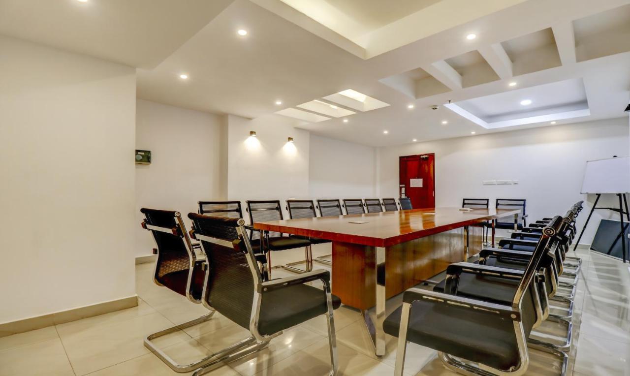 Hotel Luciya Kochi Εξωτερικό φωτογραφία