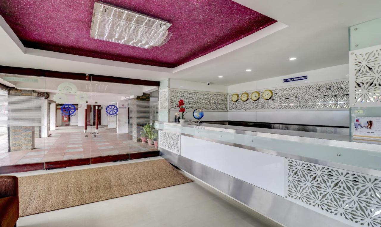 Hotel Luciya Kochi Εξωτερικό φωτογραφία