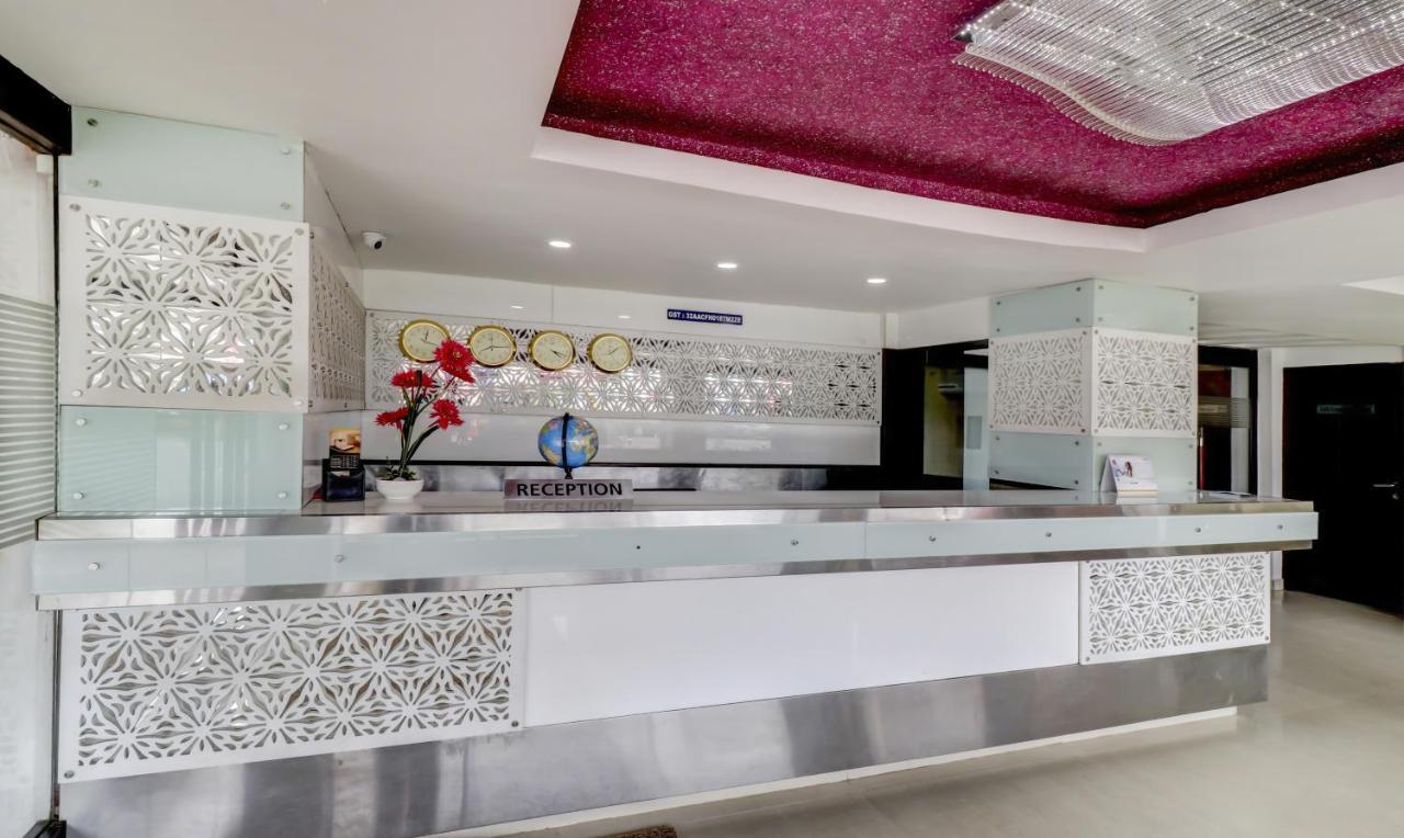 Hotel Luciya Kochi Εξωτερικό φωτογραφία
