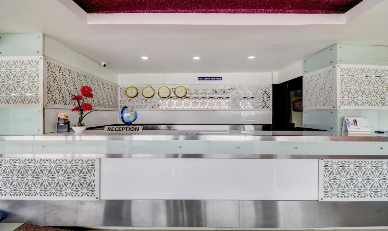 Hotel Luciya Kochi Εξωτερικό φωτογραφία