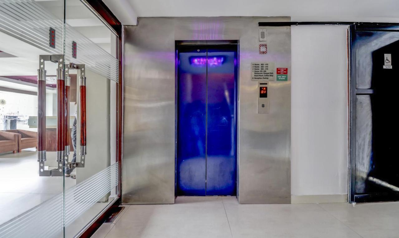 Hotel Luciya Kochi Εξωτερικό φωτογραφία
