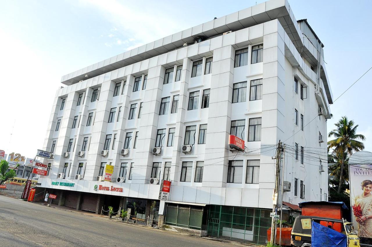 Hotel Luciya Kochi Εξωτερικό φωτογραφία